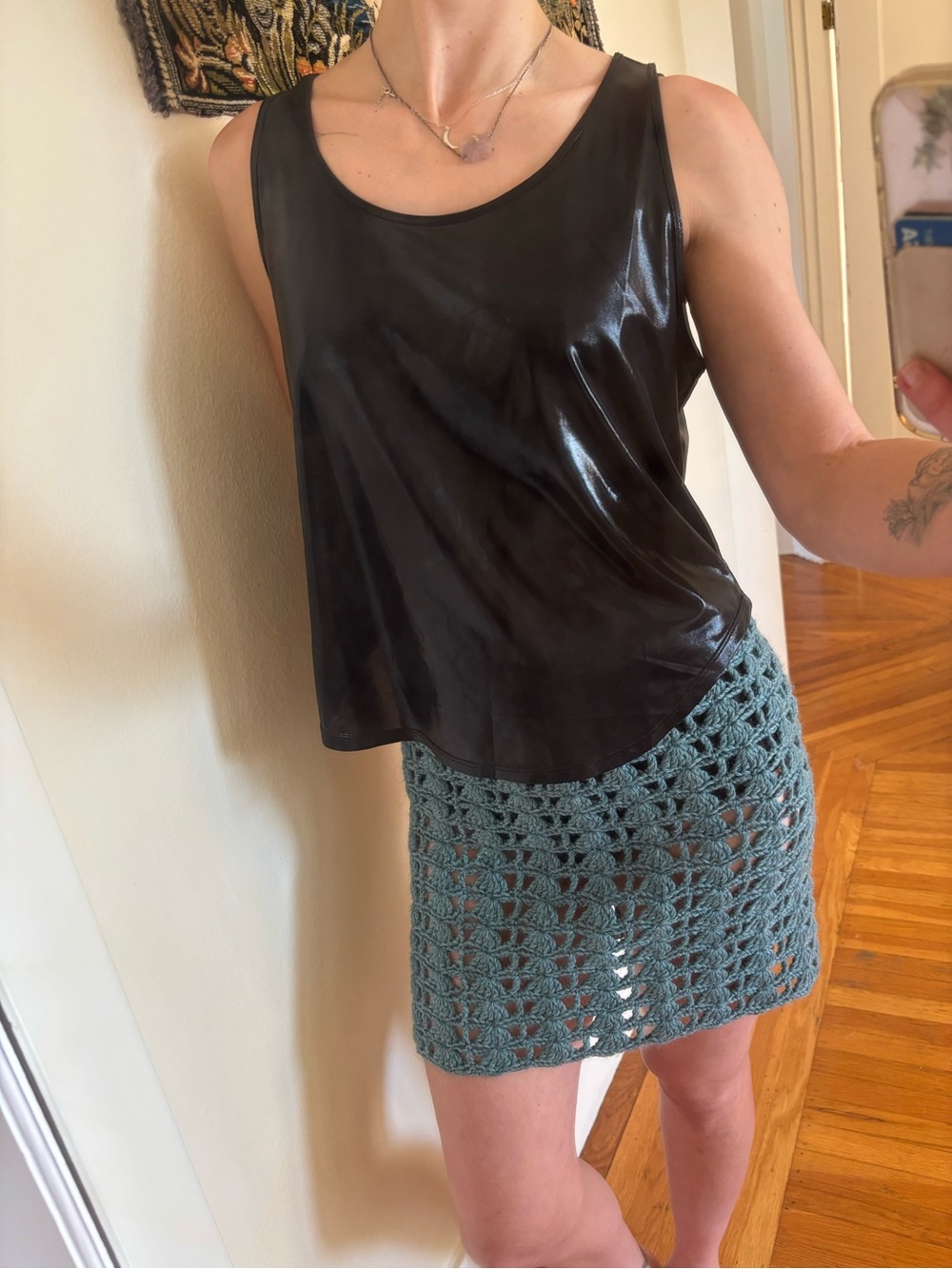 The Noli Shop Black Shiny Tank Top - Sleek Sleeveless Shell